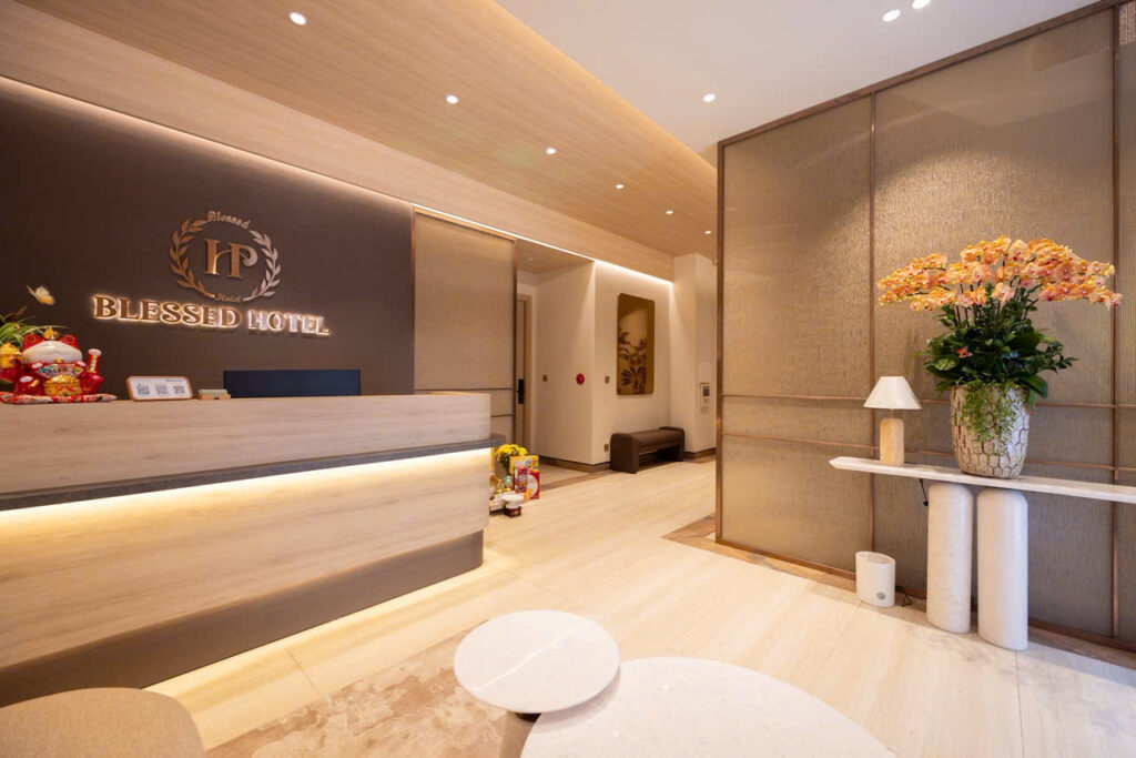 Quầy lễ tân Blessed Hotel